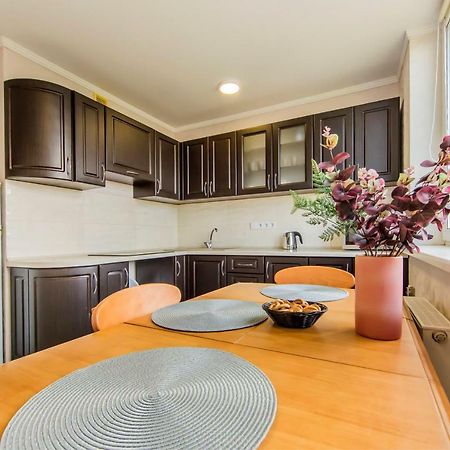 Super View, Luxury Apartment Near Chernihiv Metro. キエフ エクステリア 写真
